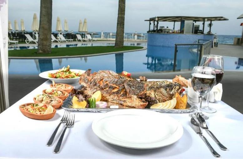 Mimoza Beachfront Hotel & Restaurant Famagusta (Northern Cyprus) Exterior foto