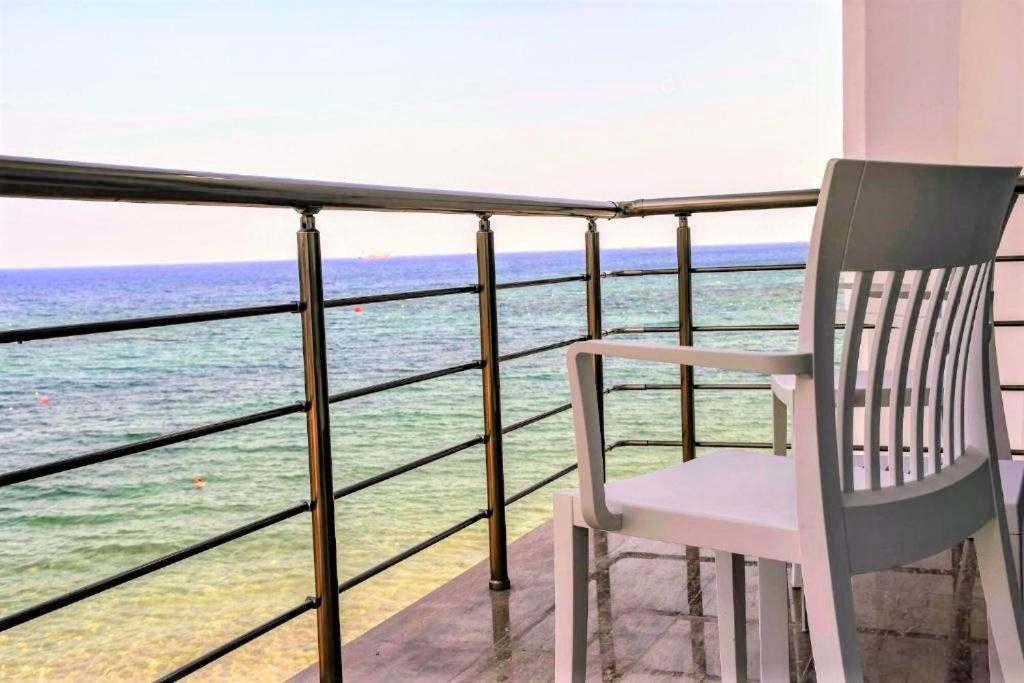 Mimoza Beachfront Hotel & Restaurant Famagusta (Northern Cyprus) Exterior foto