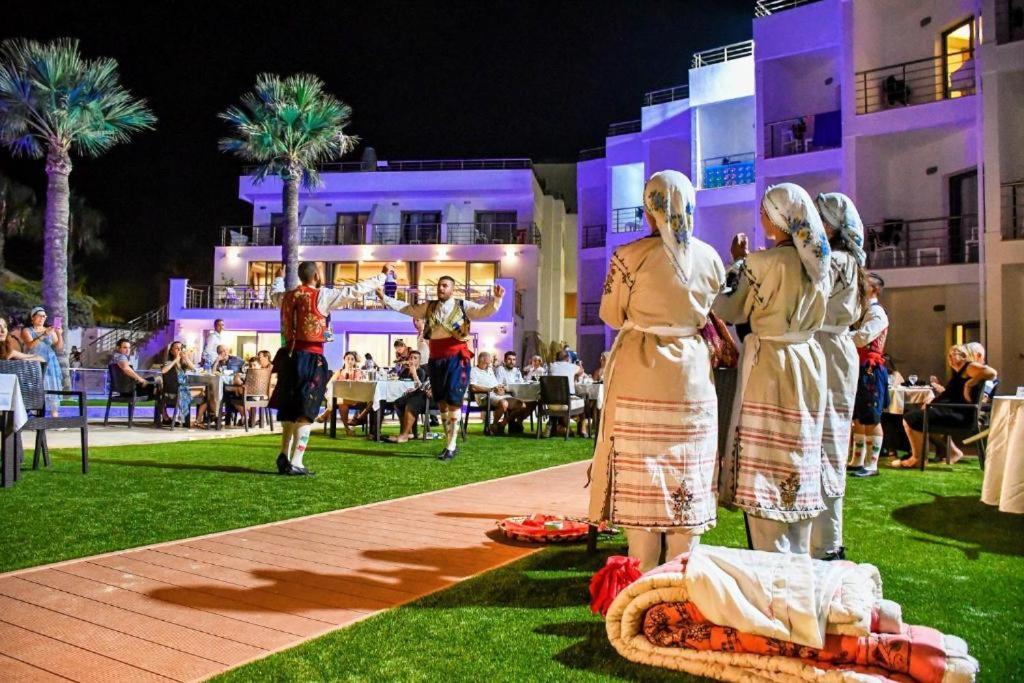 Mimoza Beachfront Hotel & Restaurant Famagusta (Northern Cyprus) Exterior foto